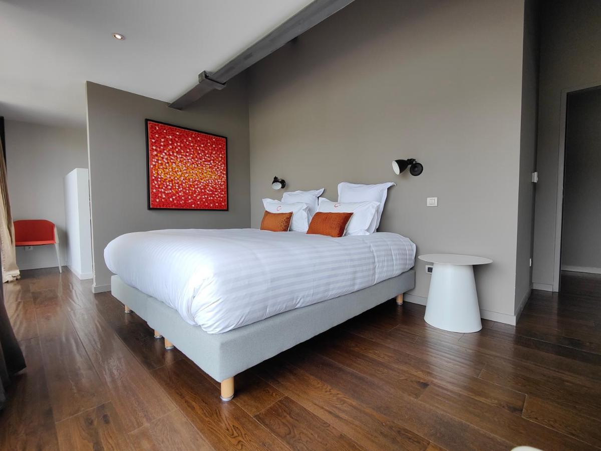 Hotel Le Petit Letraz Duingt Esterno foto